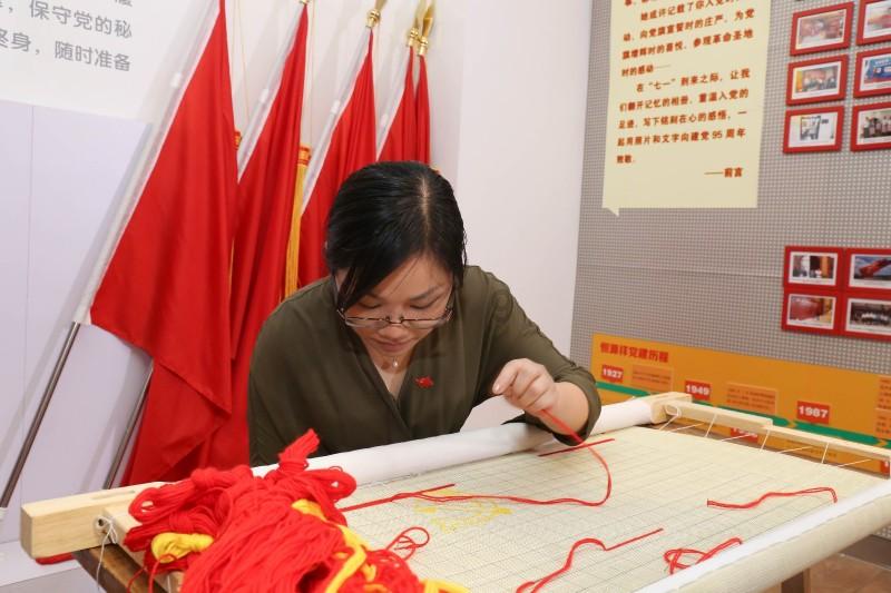 江陵又添一健身广场